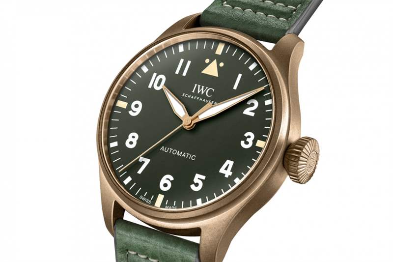 IWC萬(wàn)國(guó)最新Big Pilot's Watch 43 Spitfire注入懷舊味及軍表設(shè)計(jì)-復(fù)刻表