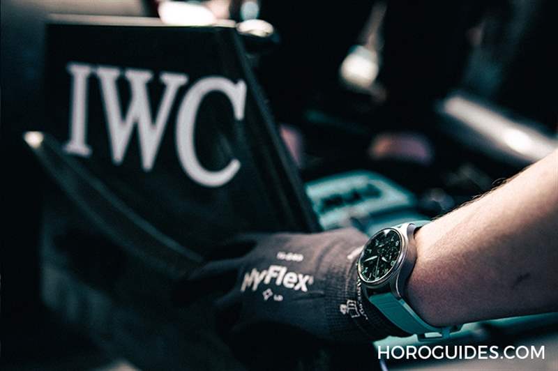 IWC萬國第一款F1車隊(duì)官方時(shí)計(jì),Mercedes-AMG馬石油綠色亮眼上手-復(fù)刻表