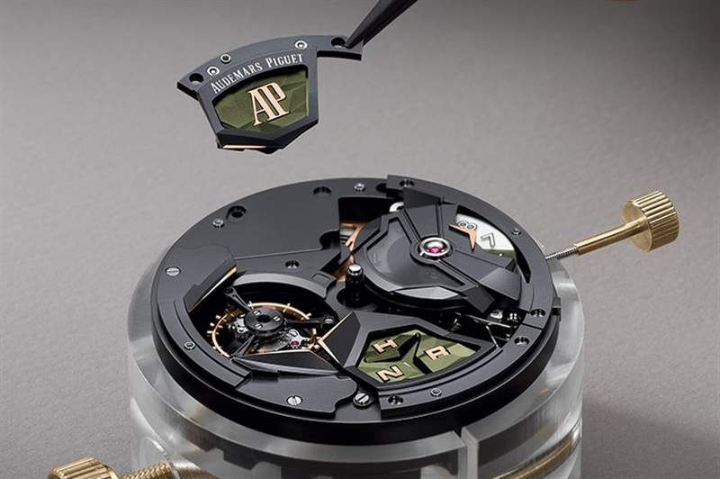 AUDEMARS PIGUET - 愛彼AUDEMARS PIGUET的陶瓷色彩張力，如何刷新Royal Oak皇家橡樹系列經(jīng)典印象？