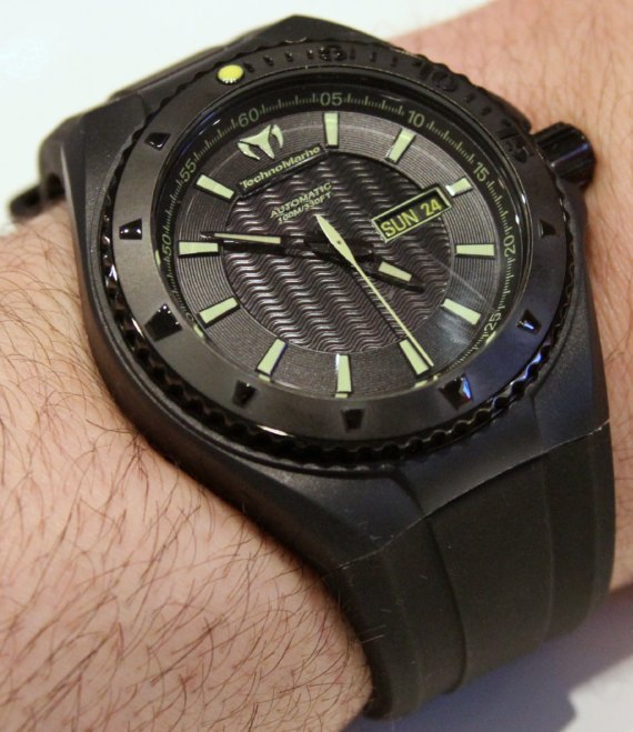 TechnoMarine Cruise Automatic 泰諾船舶重返市場四分之一橙圈腕表-復(fù)刻表